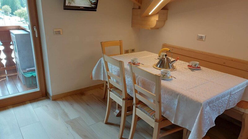 soggiorno angolo cottura