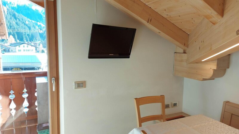 soggiorno angolo cottura