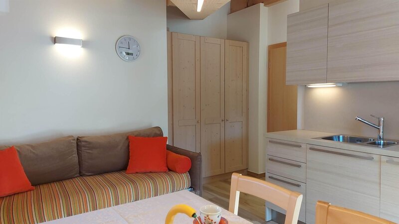 soggiorno angolo cottura